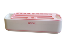 Porta herramientas en forma de plotter Cricut