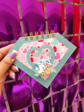 Mini curso de libreta glitter con shaker de corazon